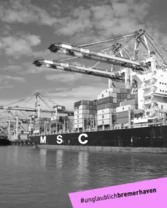 Kräne im Bremerhavener Hafen