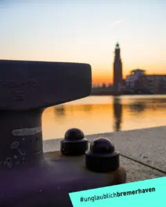 Sonnenuntergang am Bremerhavener Hafen
