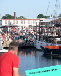 Anblick auf dem Bremerhavener Musiksommer im Schaufenster Fischereihafen