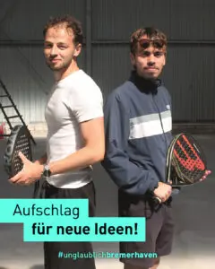 Batuhan Tekek und Anton Hein in ihrer Padel-Halle